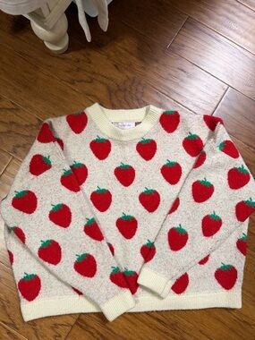 EUC Lisa Says Gah Cream Strawberry Sweater with Red & Green Motif Size XL/2X